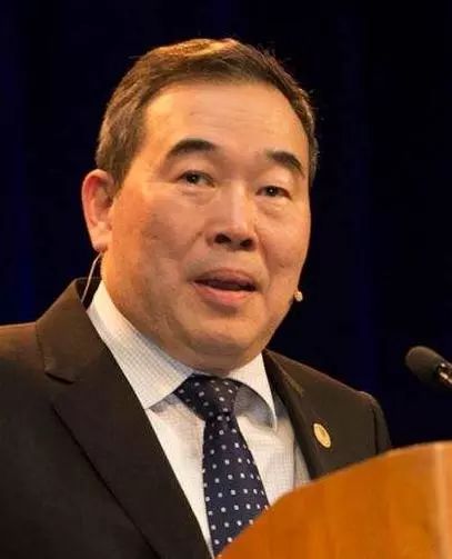 蒲慕明院士：應(yīng)從實(shí)用出發(fā)做科學(xué)，早期成就對(duì)年輕人很重要，一定要把起步的第一件科研工作做成功