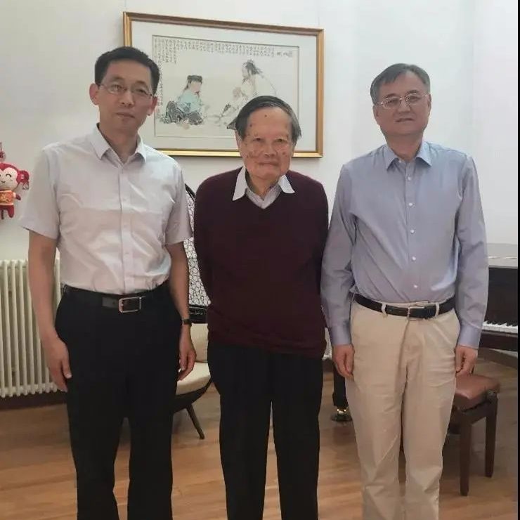 施一公：我與楊振寧先生亦師、亦友、亦同道