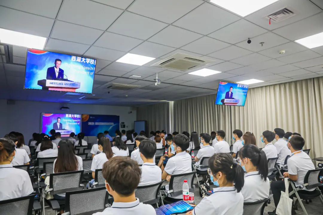 施一公：大學必須不計成敗、不論得失地為探索者提供寬容和支持的環(huán)境