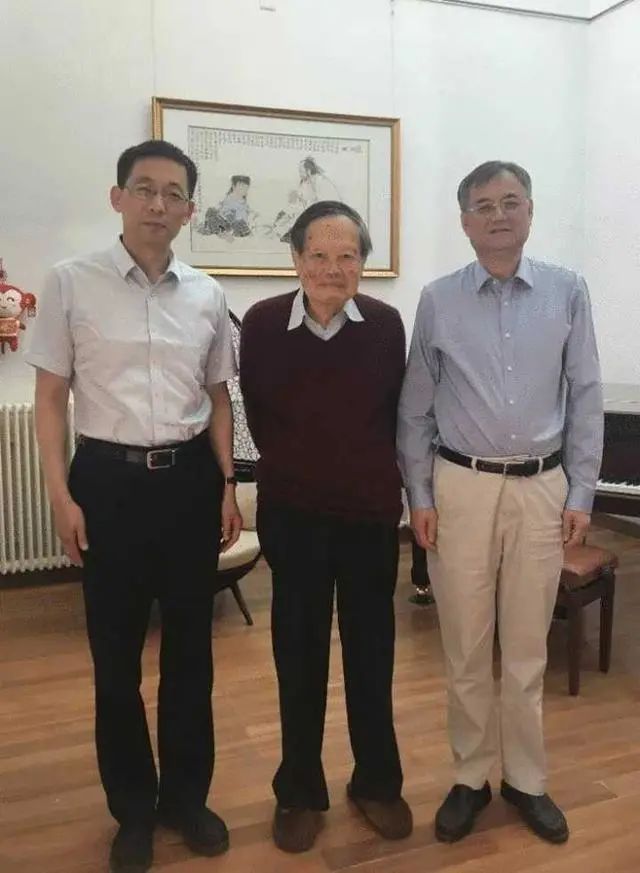 施一公：我與楊振寧先生亦師、亦友、亦同道
