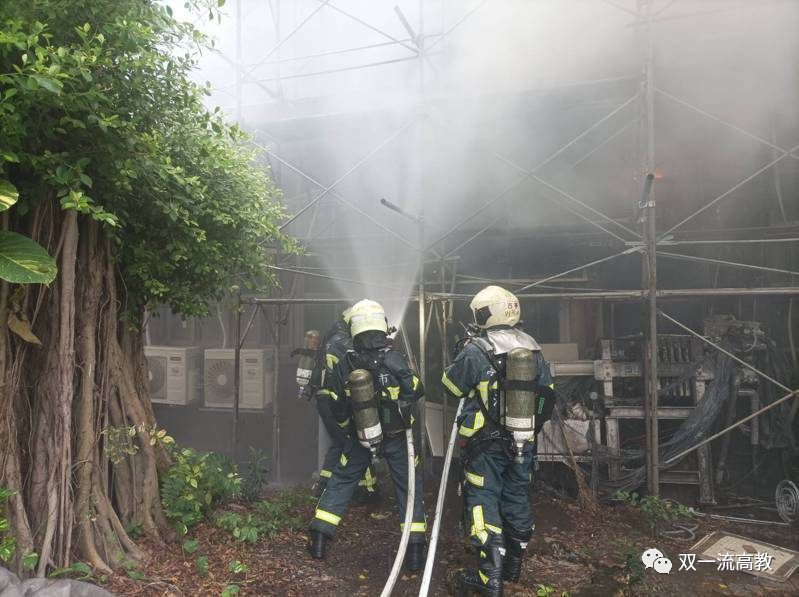 頂尖大學(xué)，實(shí)驗(yàn)室爆炸！4人住院……