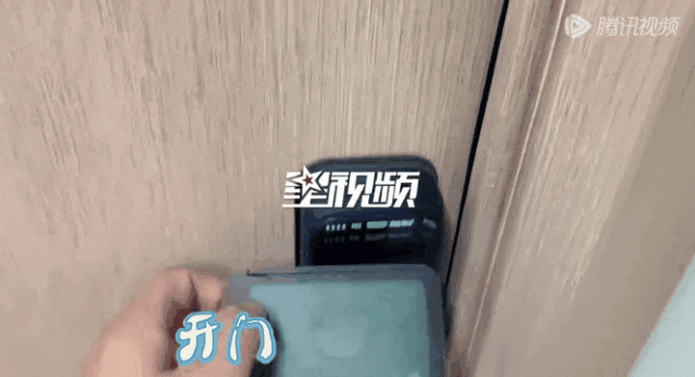 博士生曬豪華單人宿舍，進(jìn)屋2個(gè)衣帽間！網(wǎng)友：我怎么遇上“破臟小”！